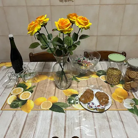 The House Of Peppe&luisa Apartman *